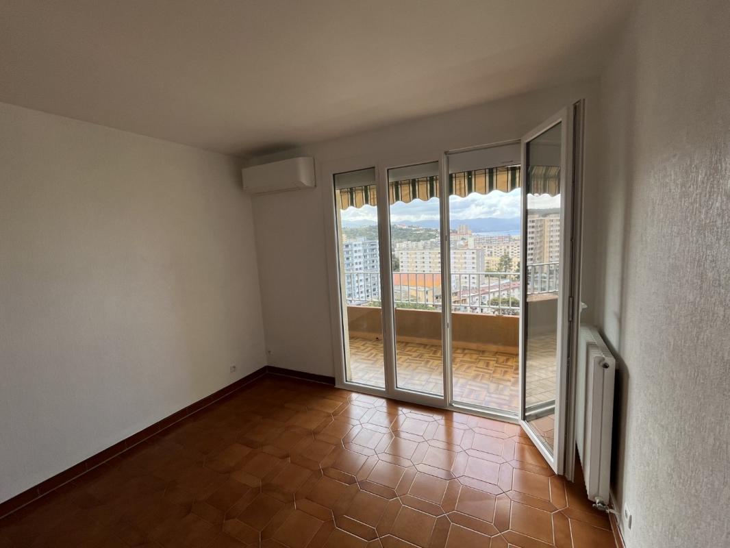 F2 RCE PARC AZUR LE PINGOUIN C1 AVENUE MARECHAL JUIN AJACCIO