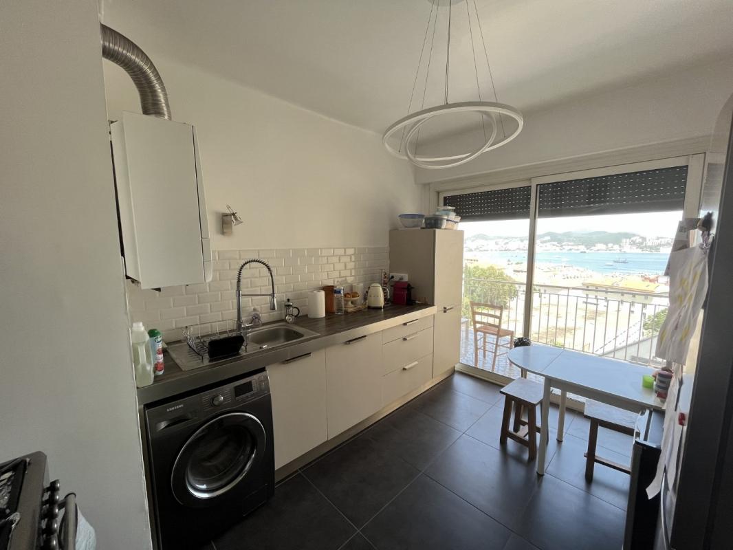 F2 MEUBLE PARC SAN LAZARO ILE DE BEAUTE AJACCIO