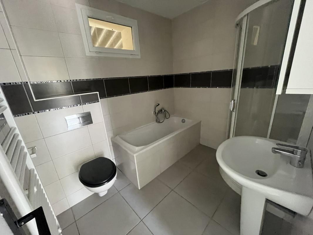VILLA RESIDENCE OASIS 20129 BASTELICACCIA