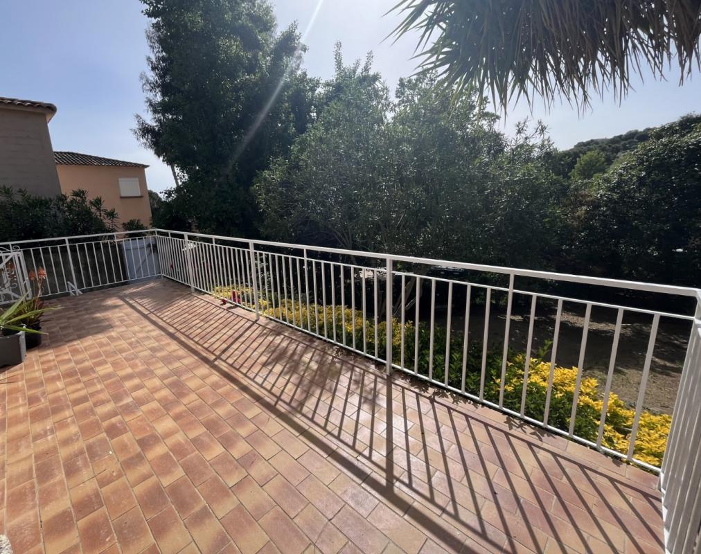 VILLA RESIDENCE OASIS 20129 BASTELICACCIA