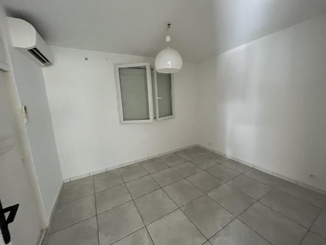 VILLA RESIDENCE OASIS 20129 BASTELICACCIA