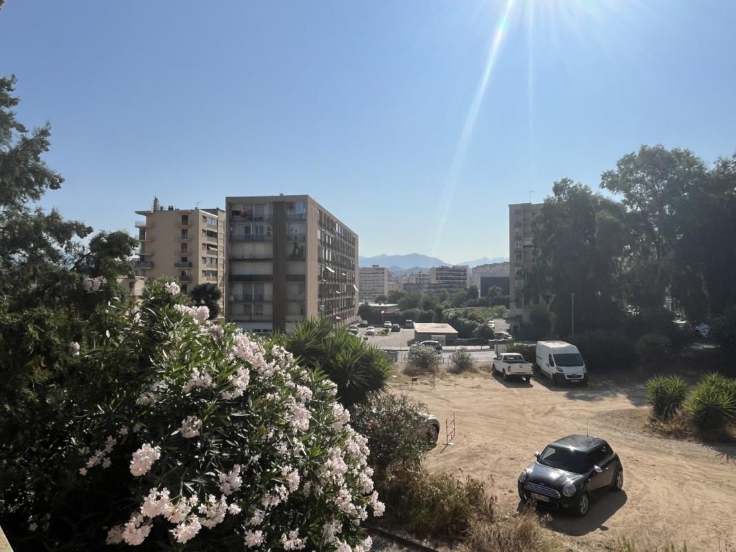 F2 RESIDENCE BRAZILIA BT A AJACCIO