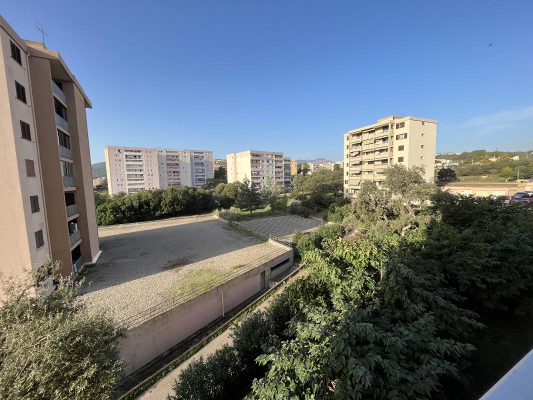 F4 RESIDENCE LA PINEDE BT B MONTHABOR  PIETRALBA AJACCIO