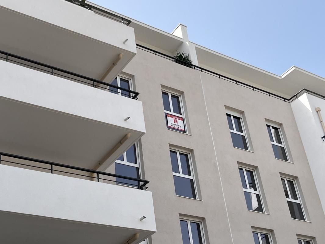 F3 LES TERRASSES DU STILETTO BT C1 AJACCIO