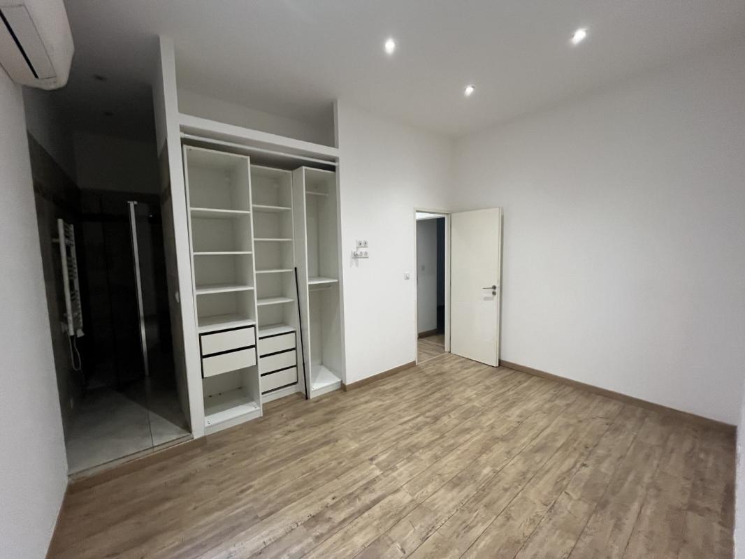 F3 5 BOULEVARD SAMPIERO AJACCIO