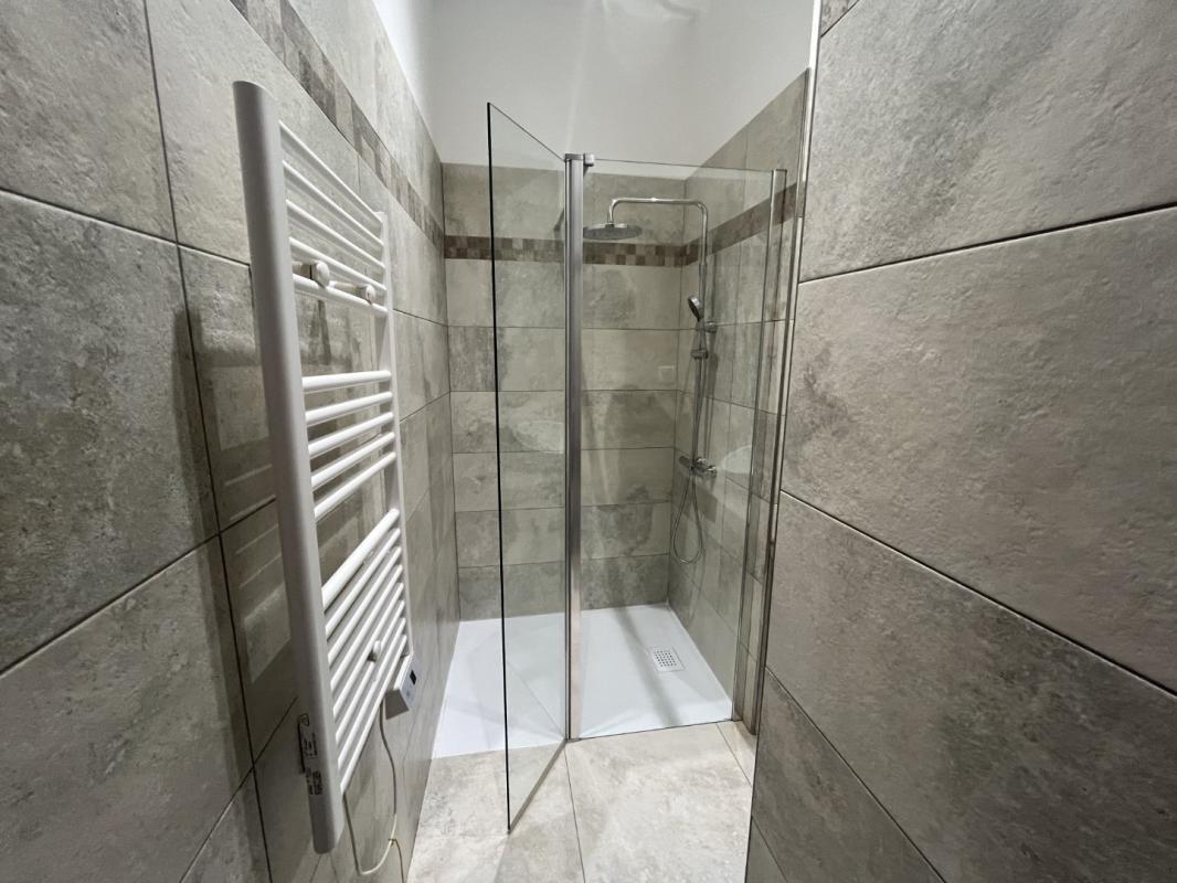 F3 5 BOULEVARD SAMPIERO AJACCIO