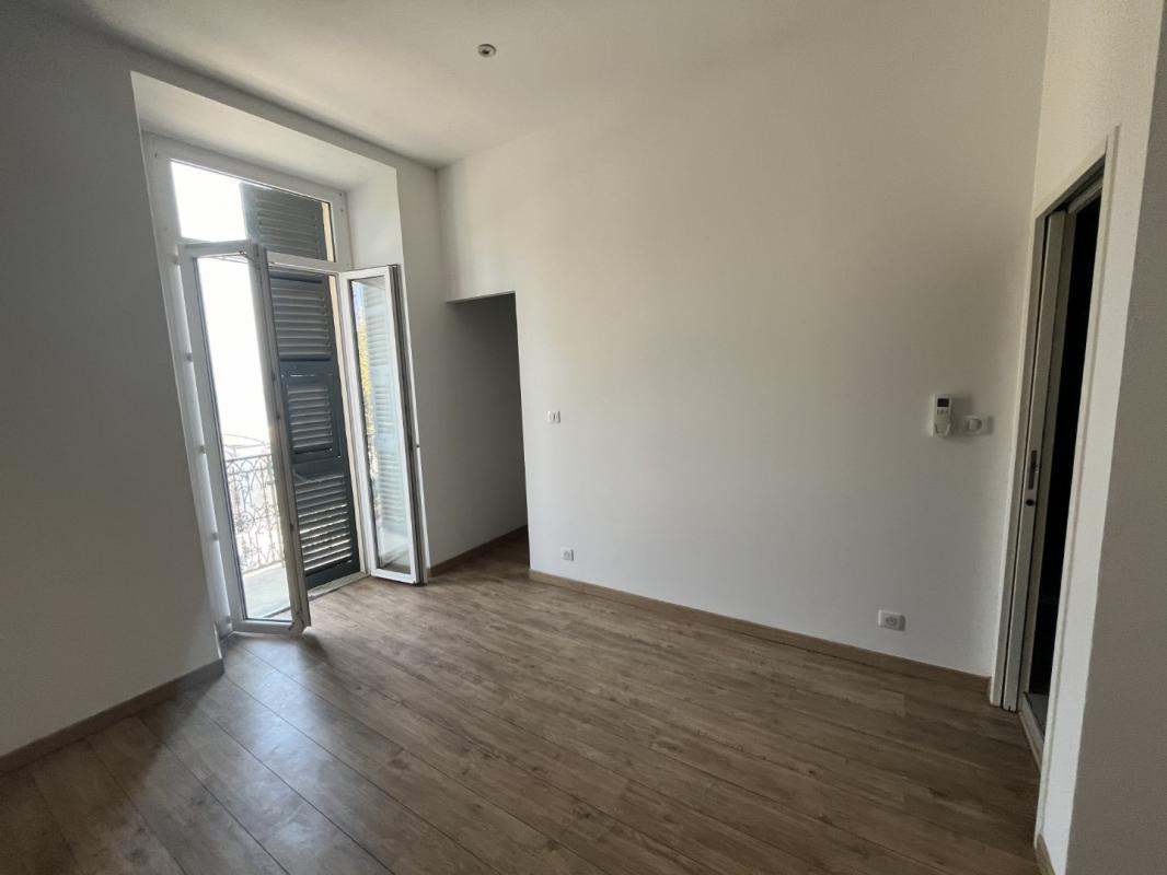 F3 5 BOULEVARD SAMPIERO AJACCIO