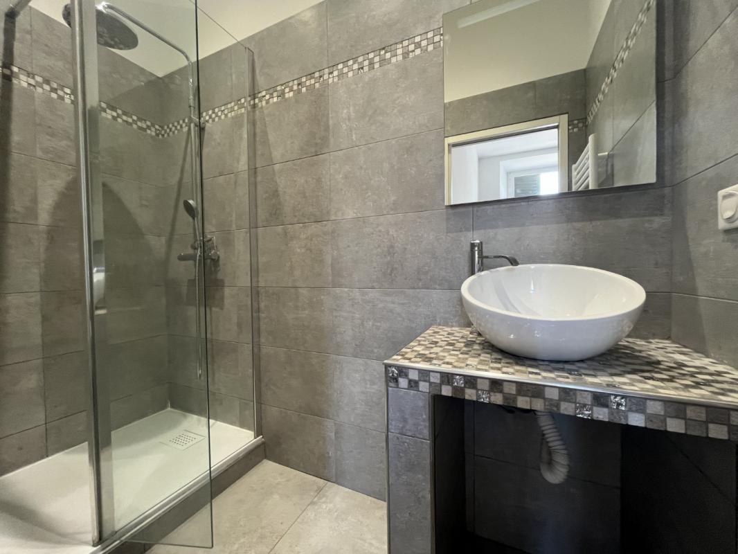 F3 5 BOULEVARD SAMPIERO AJACCIO