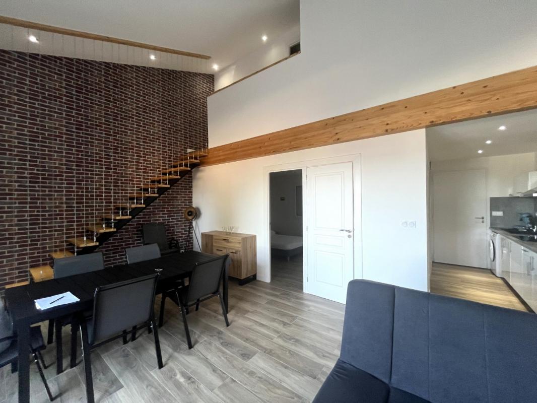 Appartement meublé 3 pièces avec grande terrasse