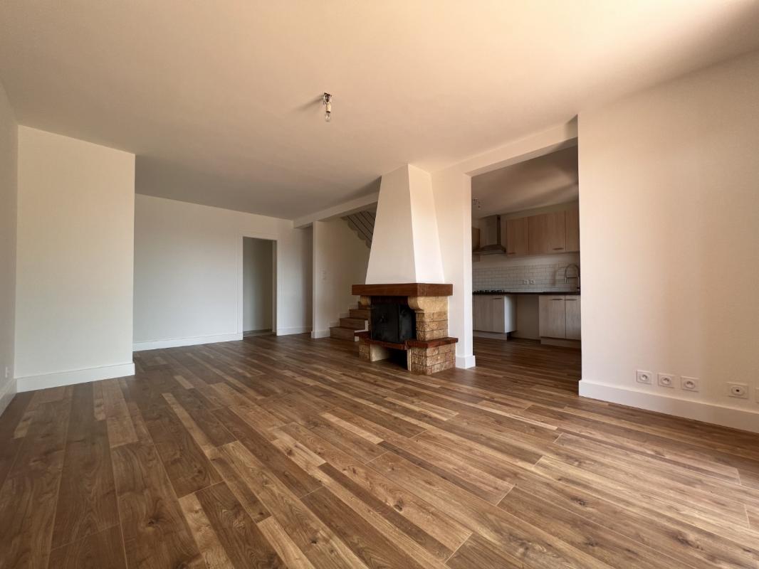 VILLA F4 EFFRICO SARROLA CARCOPINO