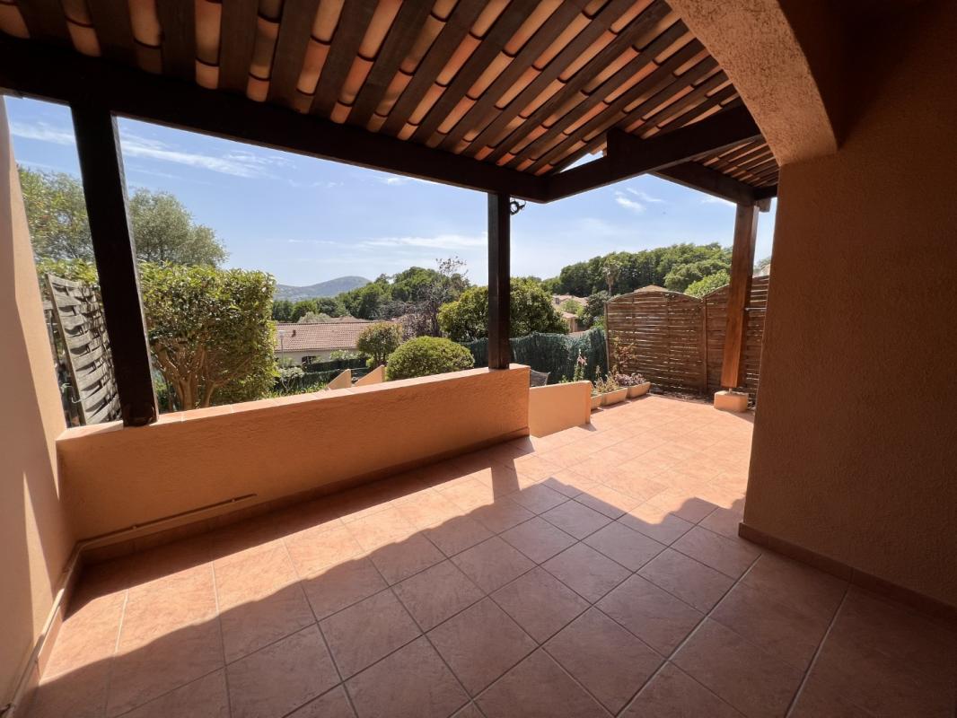 VILLA F4 EFFRICO SARROLA CARCOPINO