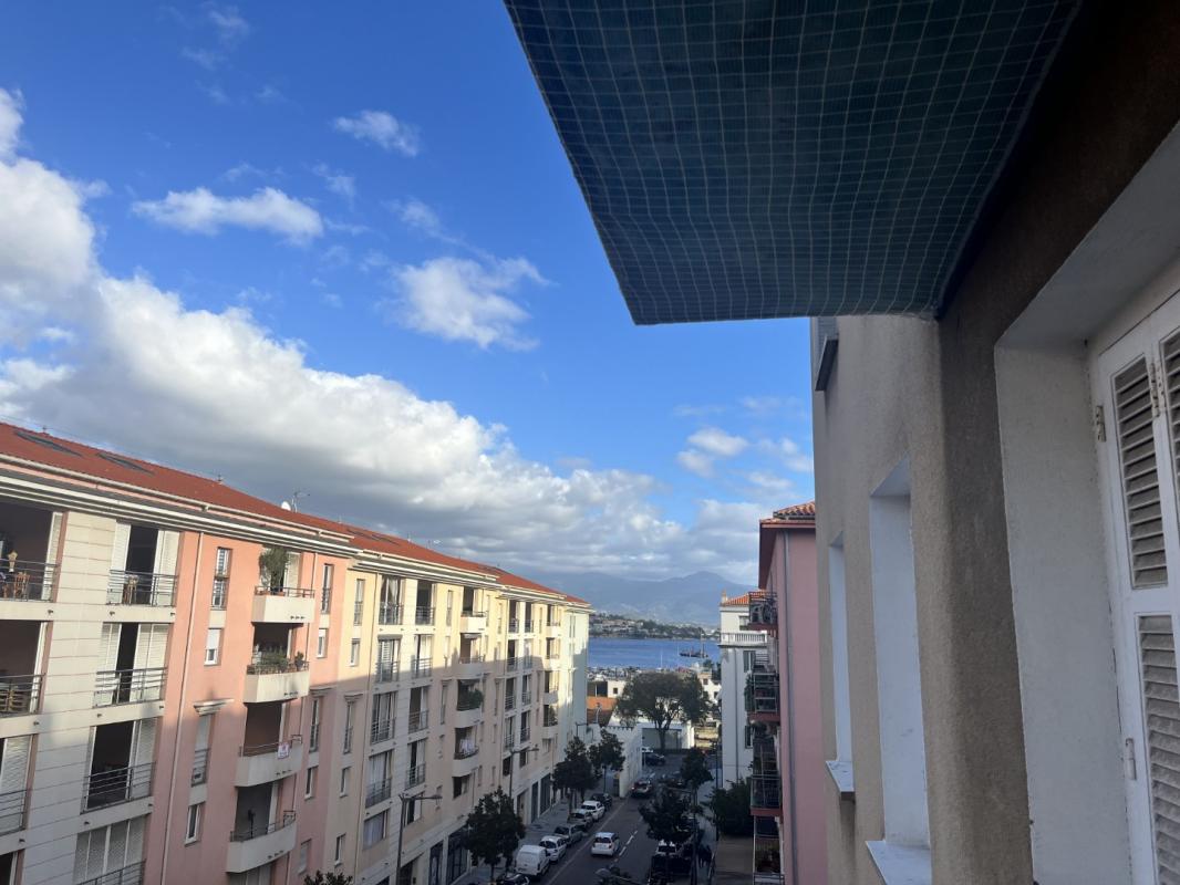 F3 7 RUE DEL PELLEGRINO AJACCIO