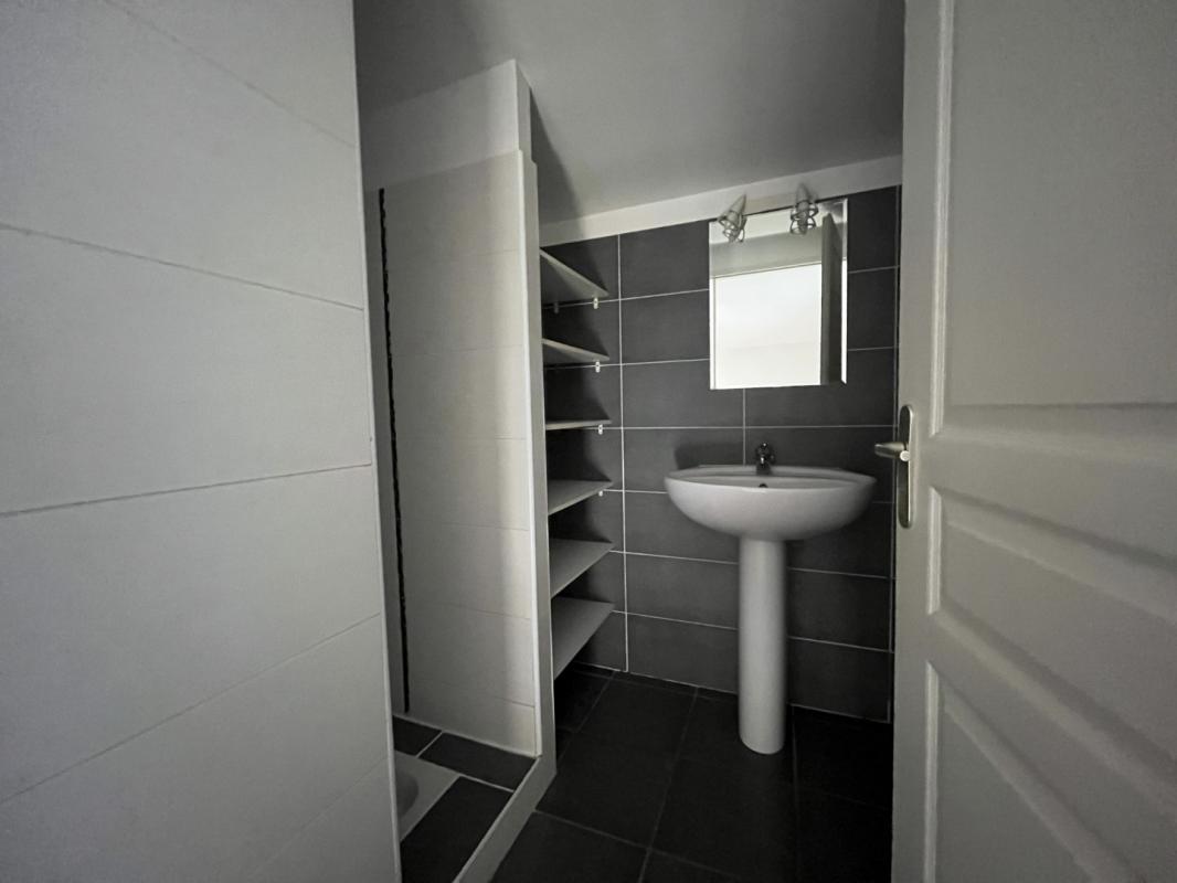 F2 7 RUE DES BUCHERONS  AJACCIO