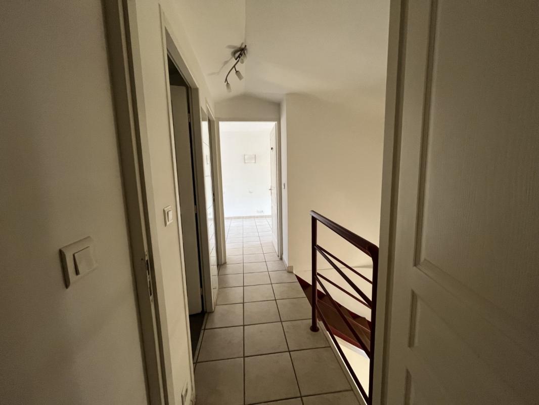 F2 7 RUE DES BUCHERONS  AJACCIO