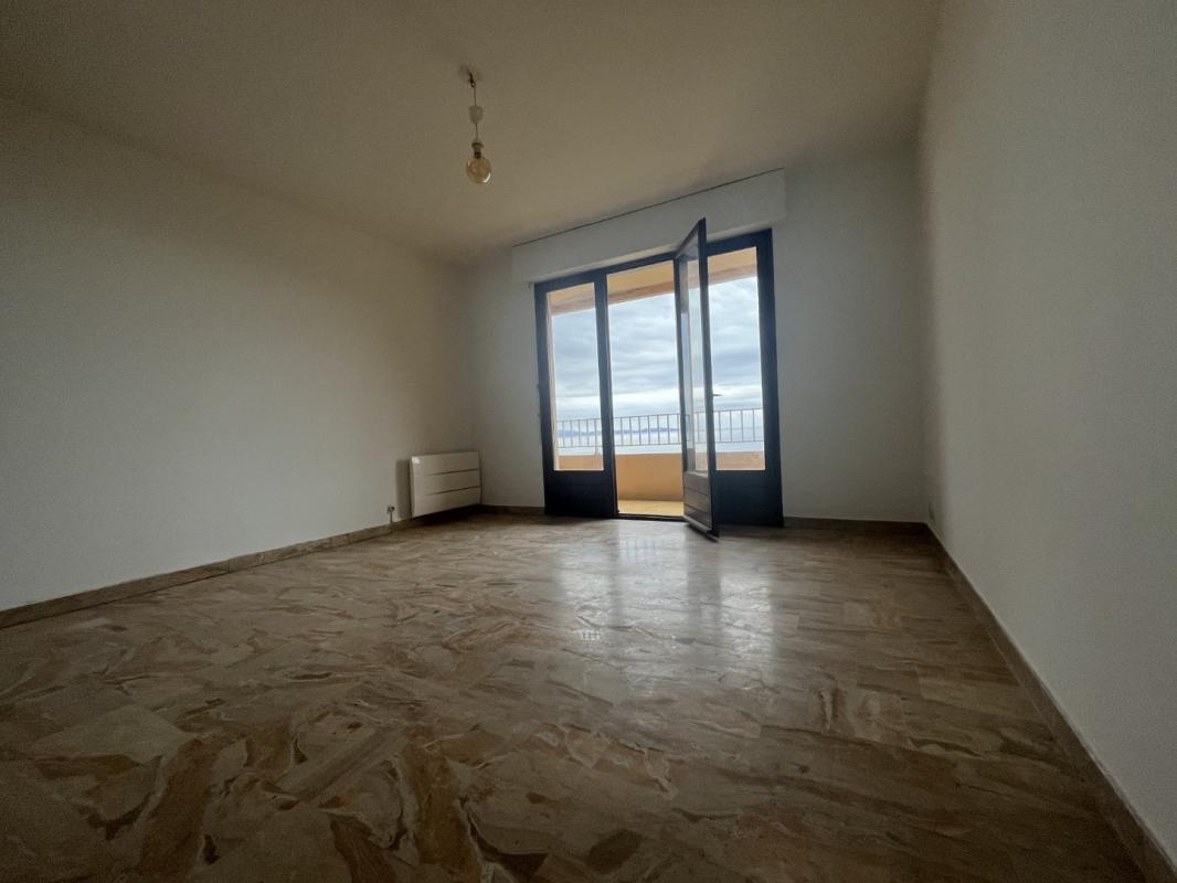 STUDIO RCE DES ILES LE CRETE I BT B SANGUINAIRES AJACCIO