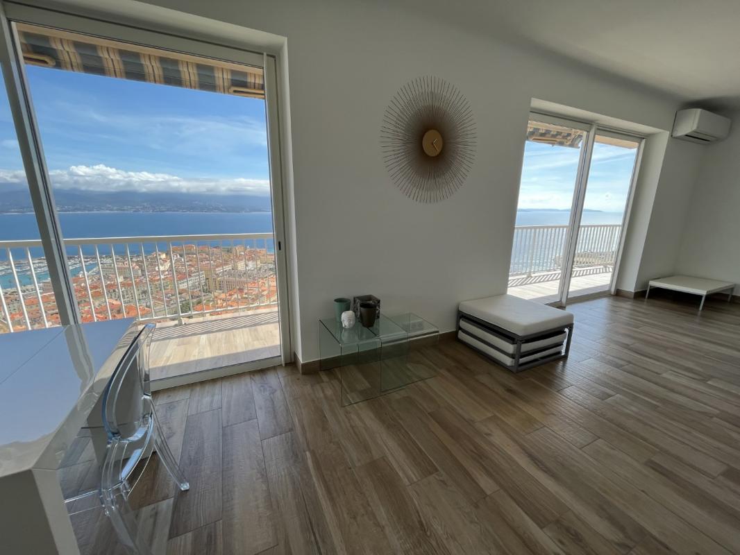 F3 MEUBLE 1 PARC BELVEDERE AJACCIO
