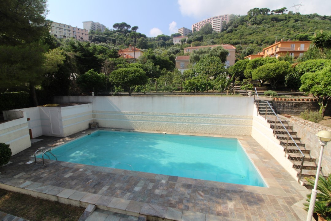 Location maison à Bastia