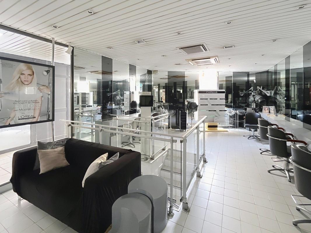 LOCAL COMMERCIAL BOULEVARD PAOLI -