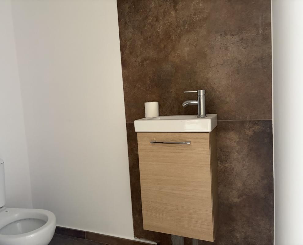 LOCAL COMMERCIAL RCE EUROPA AVE NOEL FRANCHINI AJACCIO