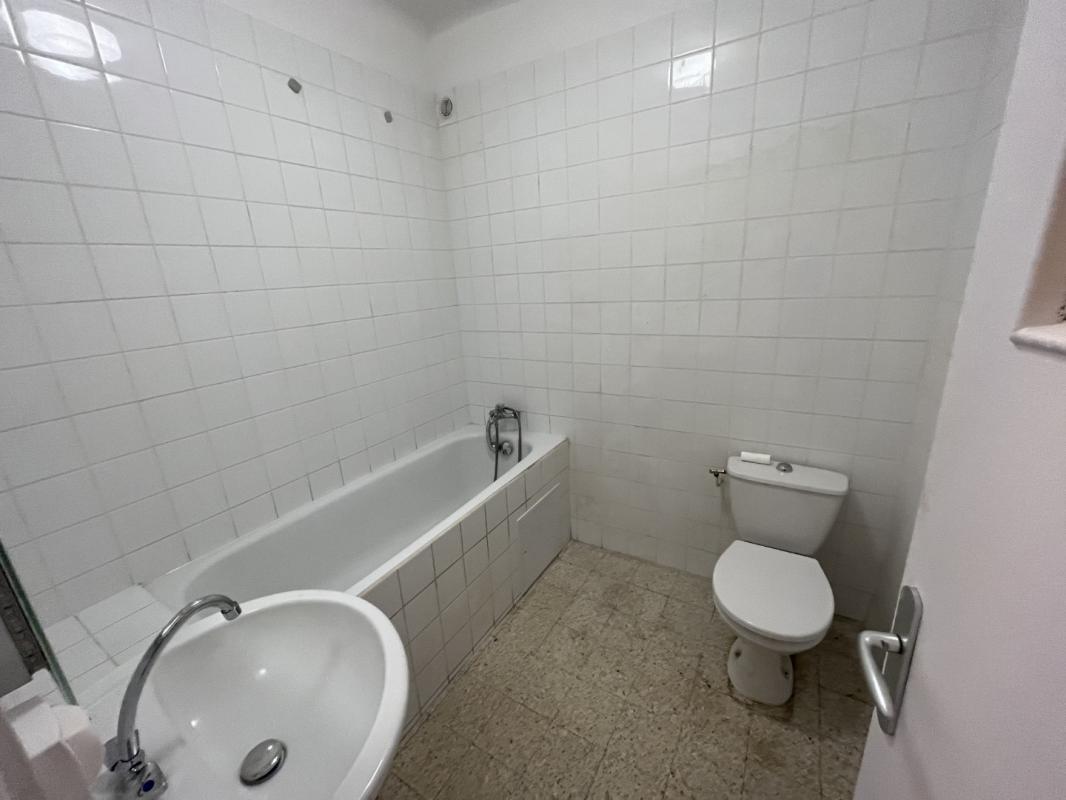 F2  6 RESIDENCE CONSTELLATION AVE NOEL FRANCHINI AJACCIO
