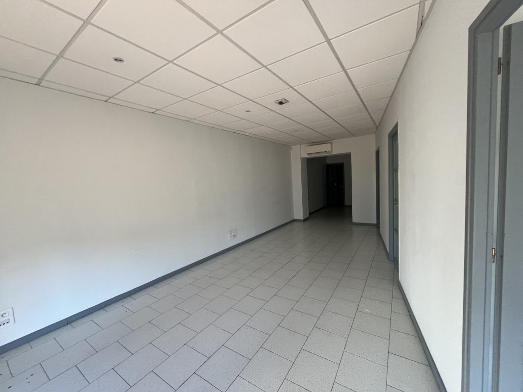 Local Commercial route de Mezzavia