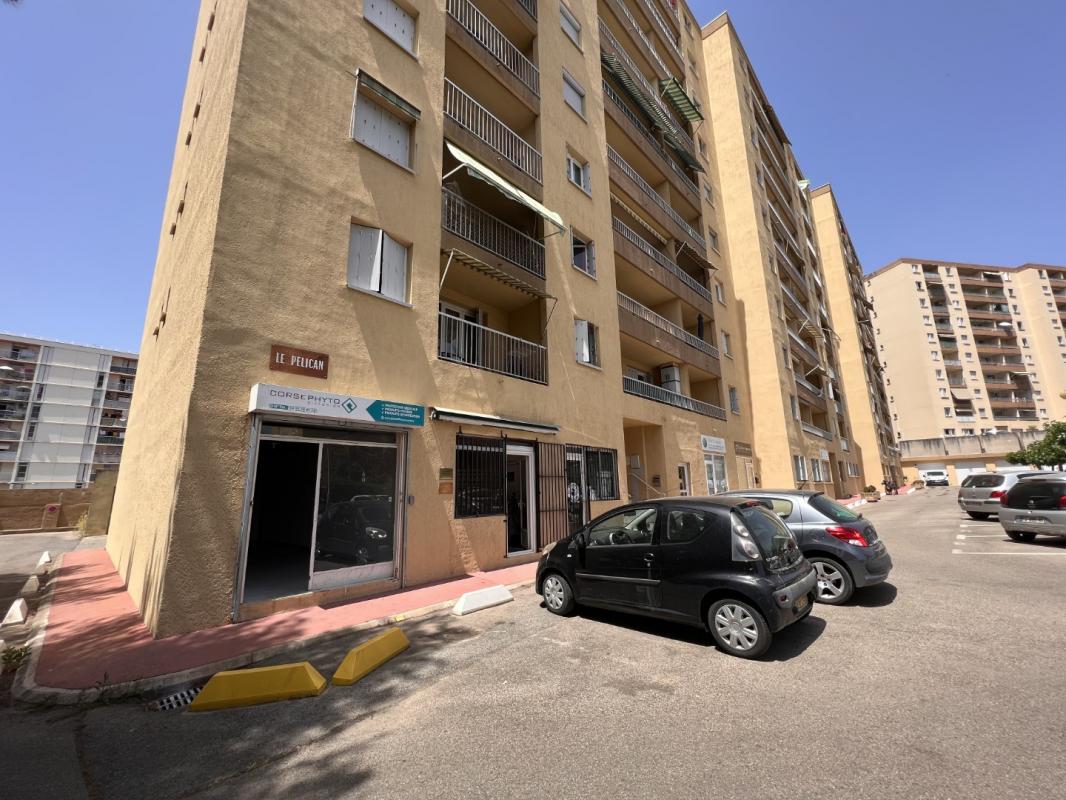 LOCAL  RESIDENCE PARC AZUR LE PELICAN AVE MARECHAL JUIN AJACCIO