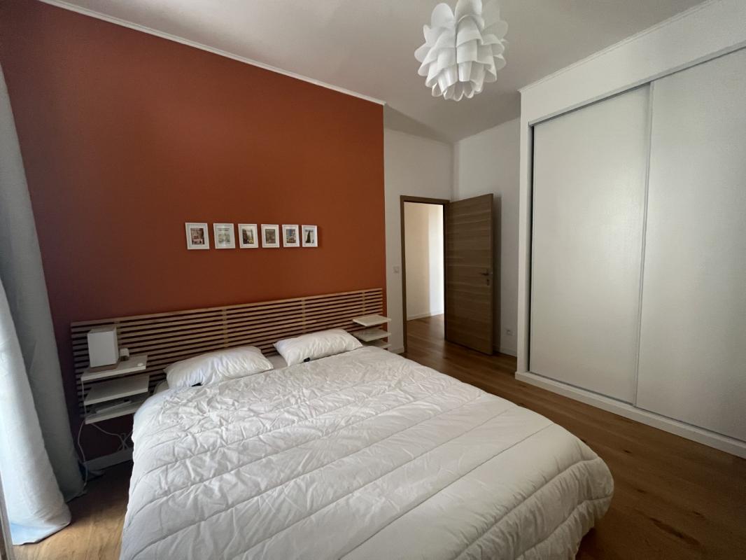 F3 MEUBLE 3 RUE PAUL COLONNA D'STRIA AJACCIO
