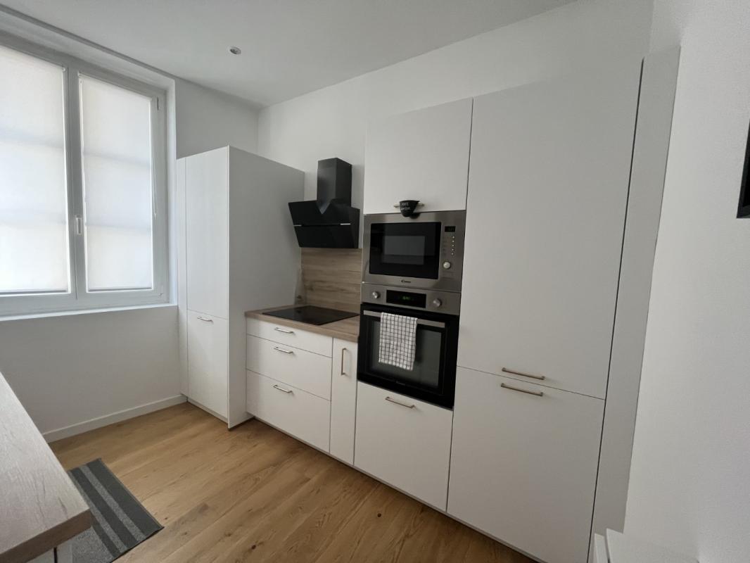 F3 MEUBLE 3 RUE PAUL COLONNA D'STRIA AJACCIO