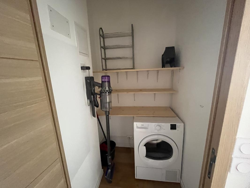 F3 MEUBLE 3 RUE PAUL COLONNA D'STRIA AJACCIO