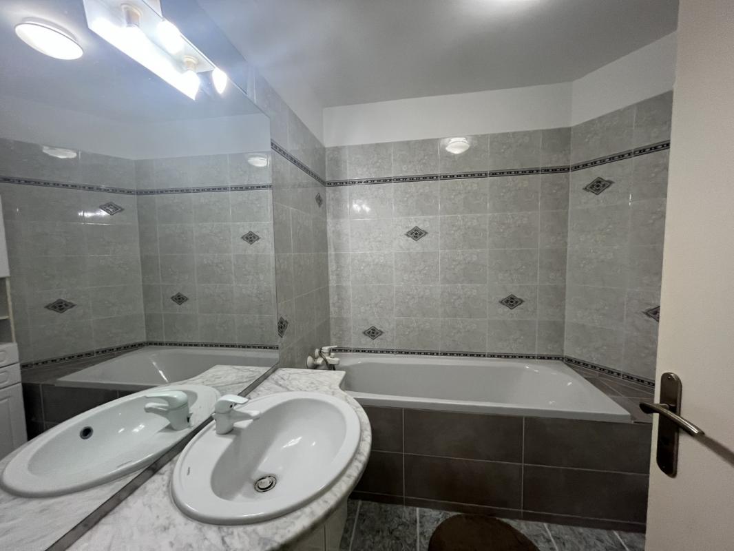 F1 MEUBLE RCE SAINTE CECILE CHEMIN DE BIANCARELLO AJACCIO