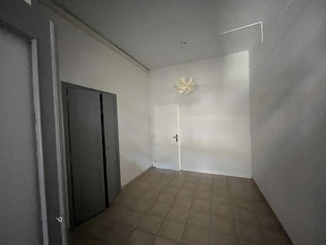 LOCAL PROFESSIONNEL 1 RUE GENERAL FIORELLA AJACCIO