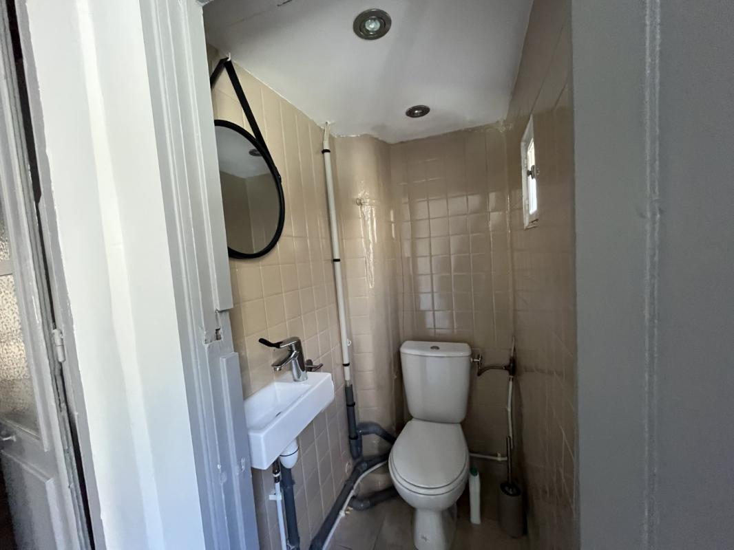 LOCAL PROFESSIONNEL 1 RUE GENERAL FIORELLA AJACCIO