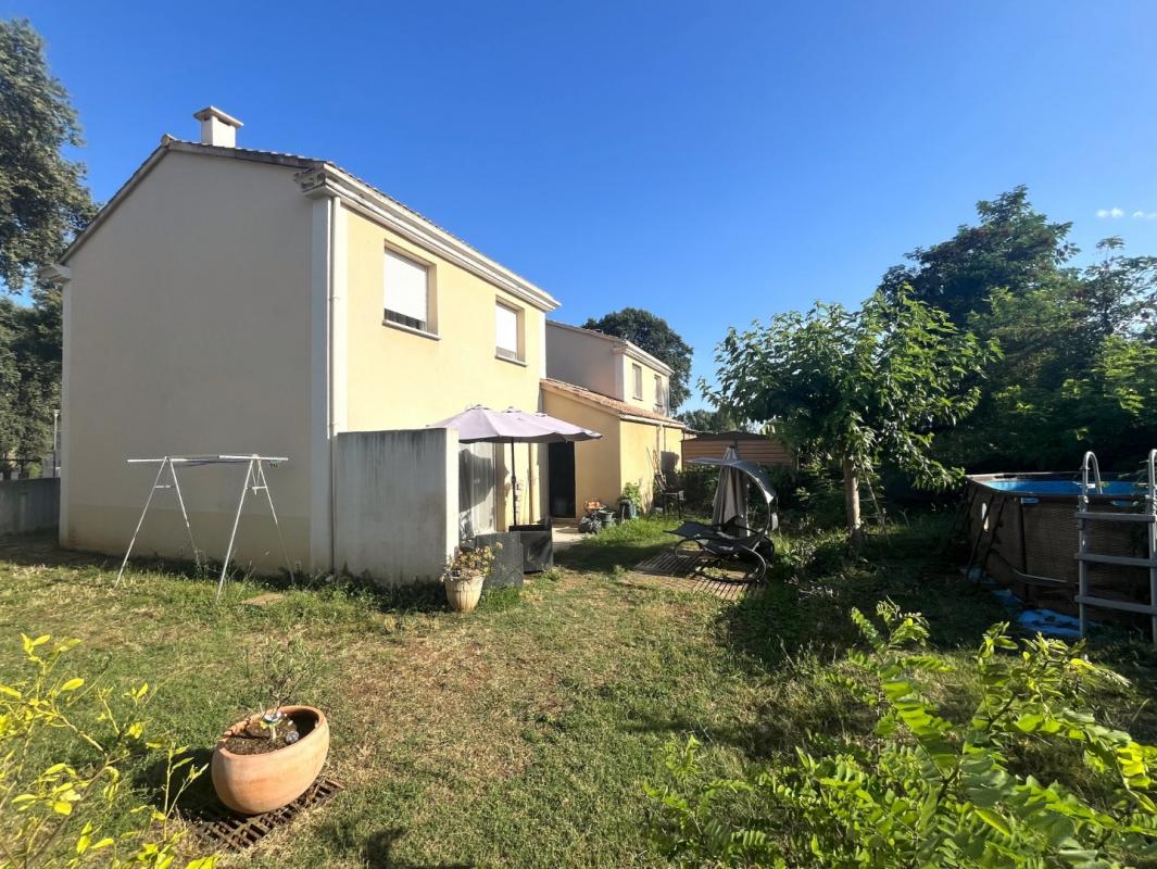 Maison 3 pièces avec jardin et garage