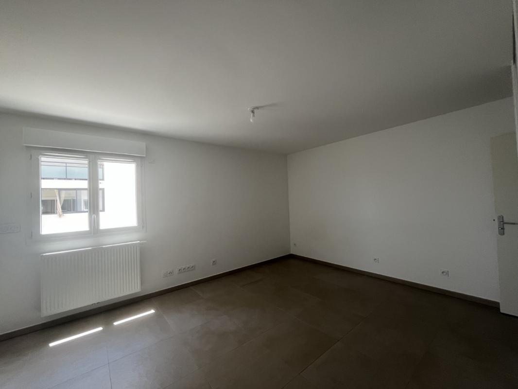 STUDIO CARRE DE BODICCIONE BT I AVE MARECHAL JUIN AJACCIO