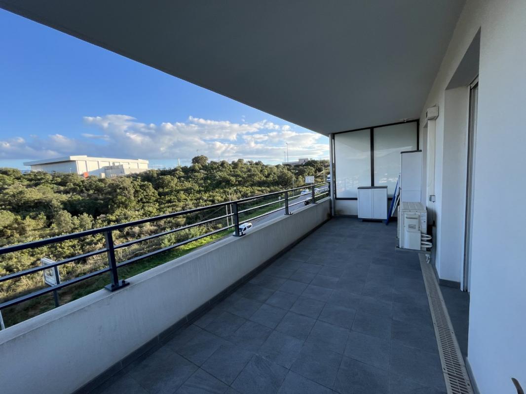 F3 MEUBLE RESIDENCE DU STILETTO BT G AJACCIO