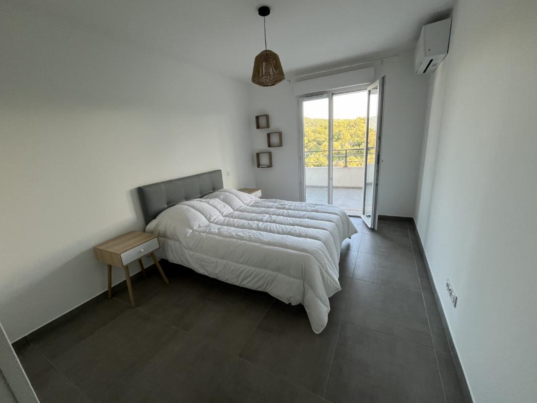 F3 MEUBLE RESIDENCE DU STILETTO BT G AJACCIO