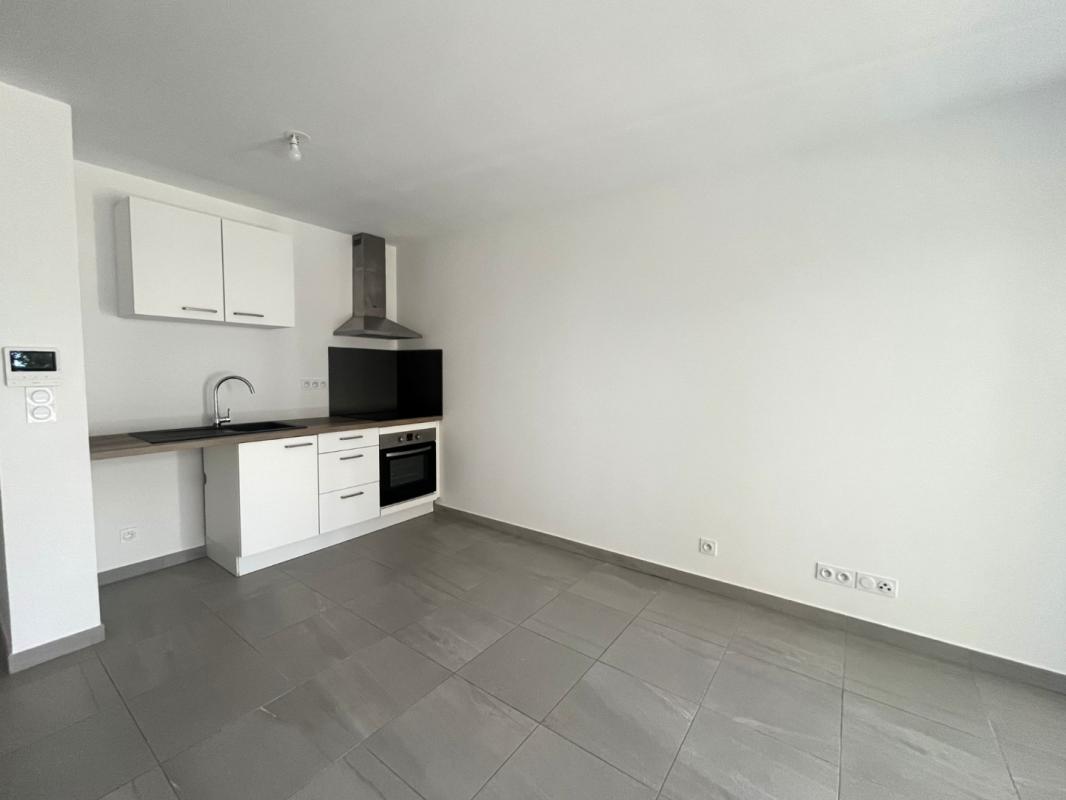 Appartement 2 pièces rez-de-chaussée