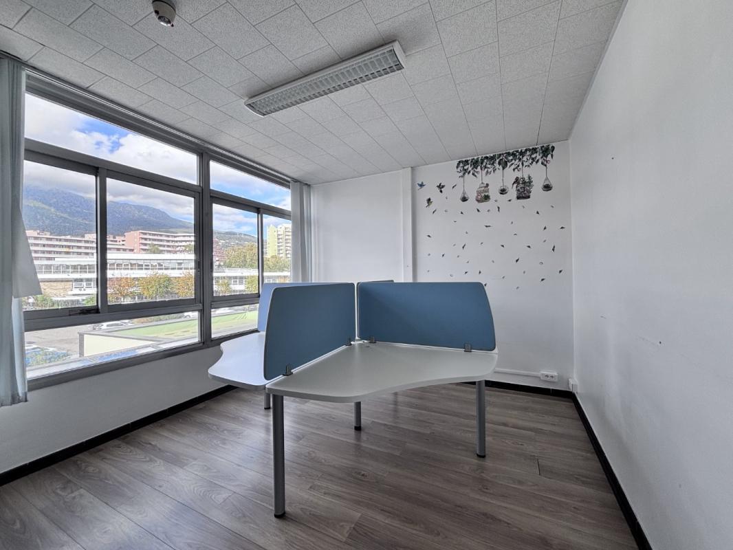 Location divers à Bastia