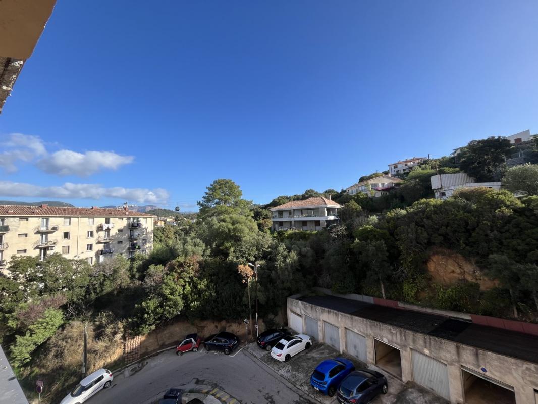 F2 MEUBLE TOUR MARIANI LIEU DIT SAINT JOSEPH AJACCIO