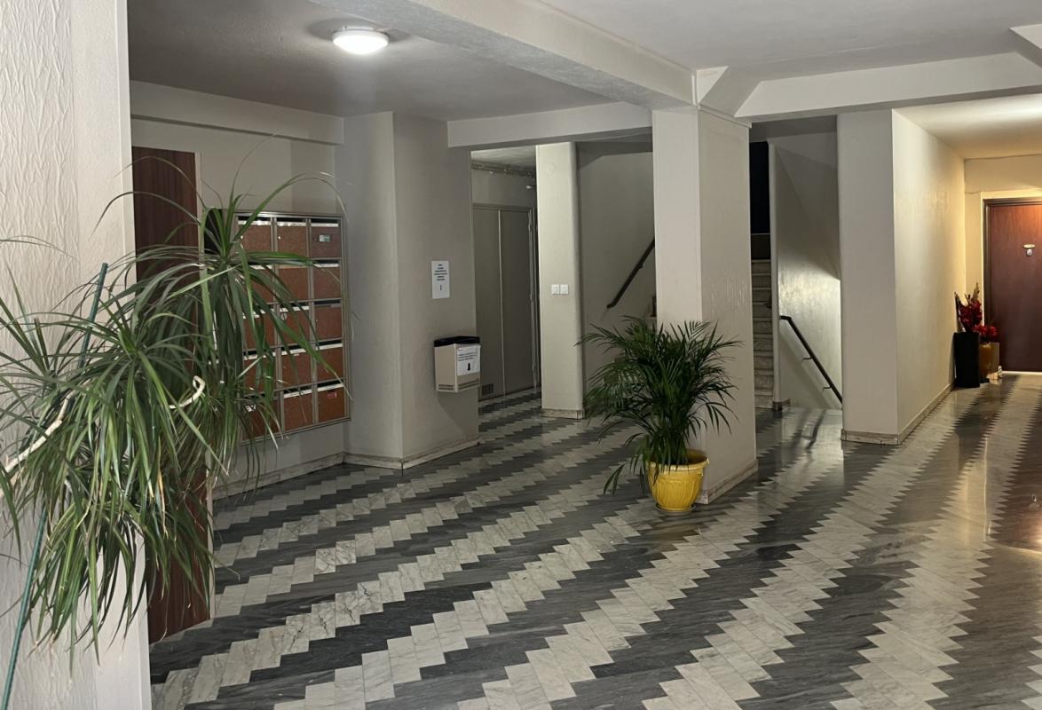 F2 MEUBLE TOUR MARIANI LIEU DIT SAINT JOSEPH AJACCIO