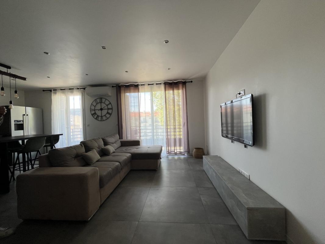 F3 MEUBLE RESIDENCE CALA DI SOLE C1 AJACCIO