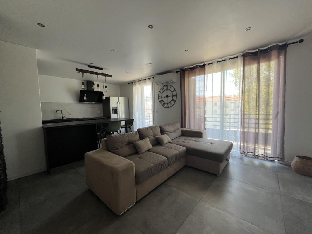 F3 MEUBLE RESIDENCE CALA DI SOLE C1 AJACCIO