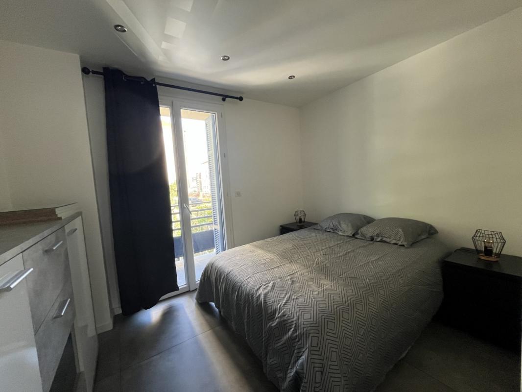 F3 MEUBLE RESIDENCE CALA DI SOLE C1 AJACCIO