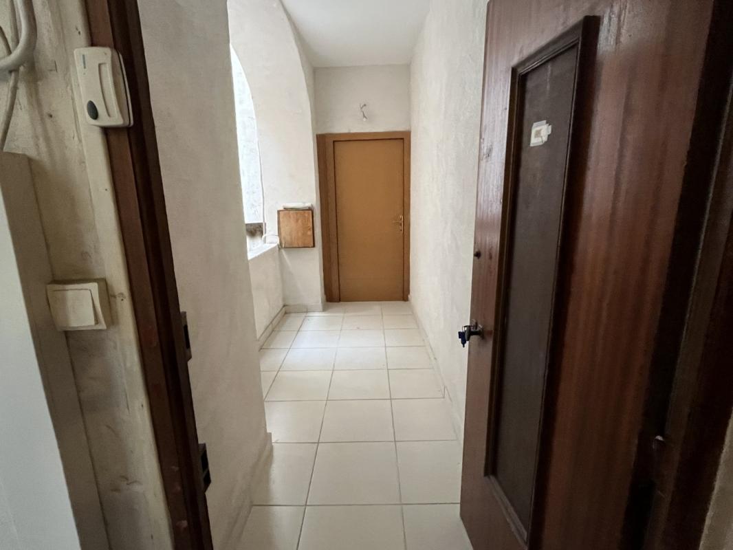 F2 3 RUE DES TROIS MARIES AJACCIO