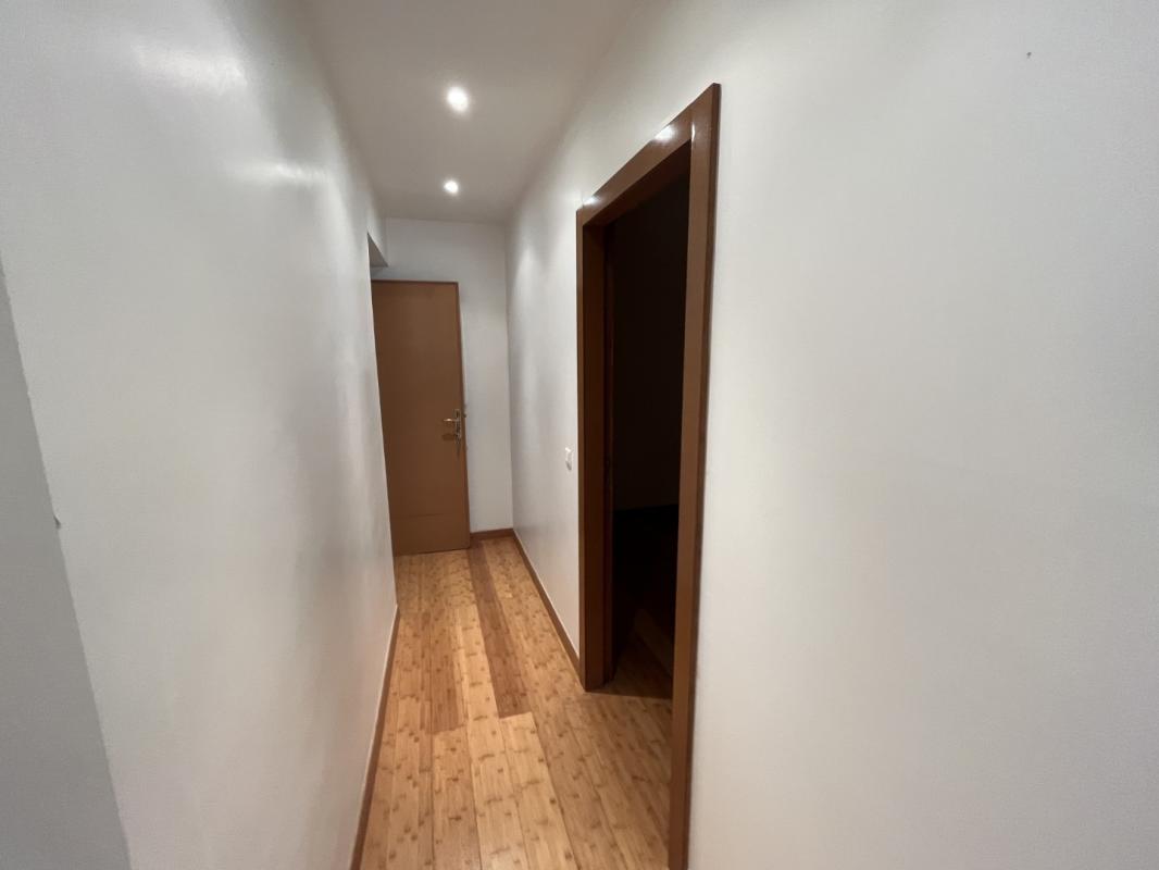 F2 3 RUE DES TROIS MARIES AJACCIO