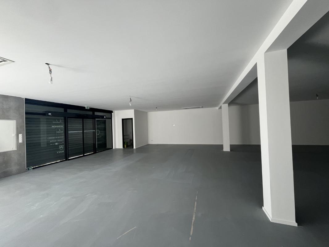 LOCAL COMMERCIAL LIEU DIT FARONE AFA