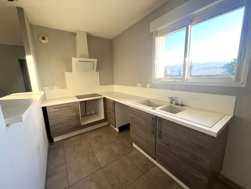 Grand appartement 3 pièces avec terrasse et jardin