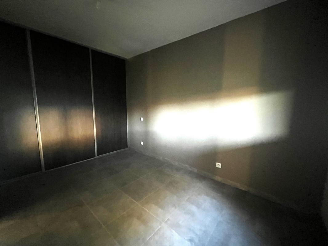 Grand appartement 3 pièces avec terrasse et jardin