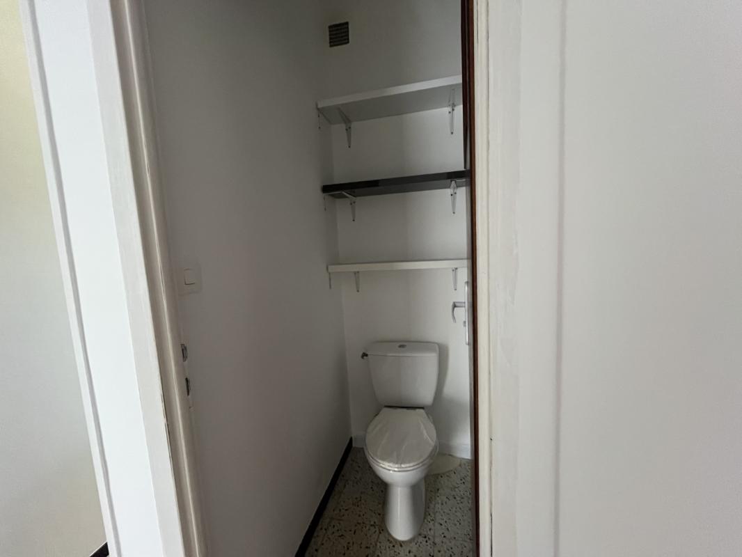 F3 IMMEUBLE POZZO DI BORGO QUARTIER LORETTO AJACCIO