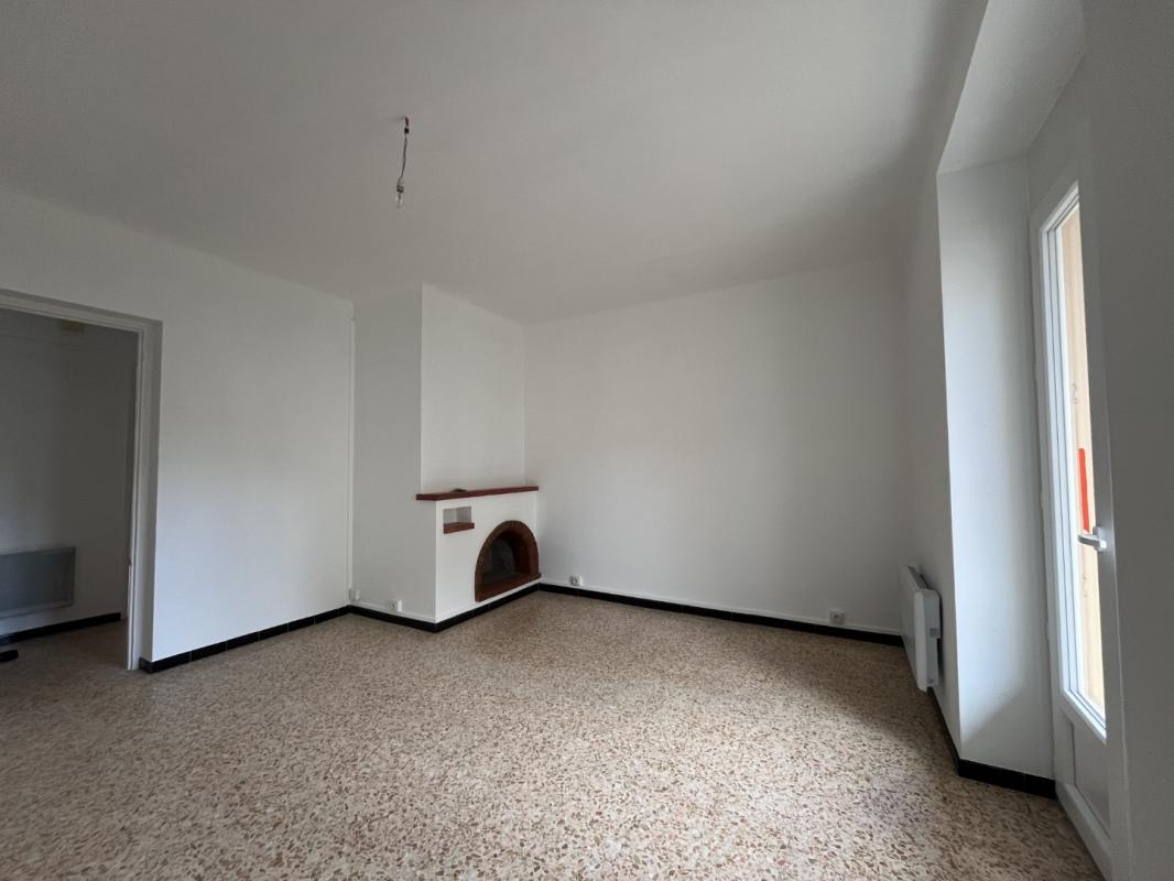 F3 IMMEUBLE POZZO DI BORGO QUARTIER LORETTO AJACCIO